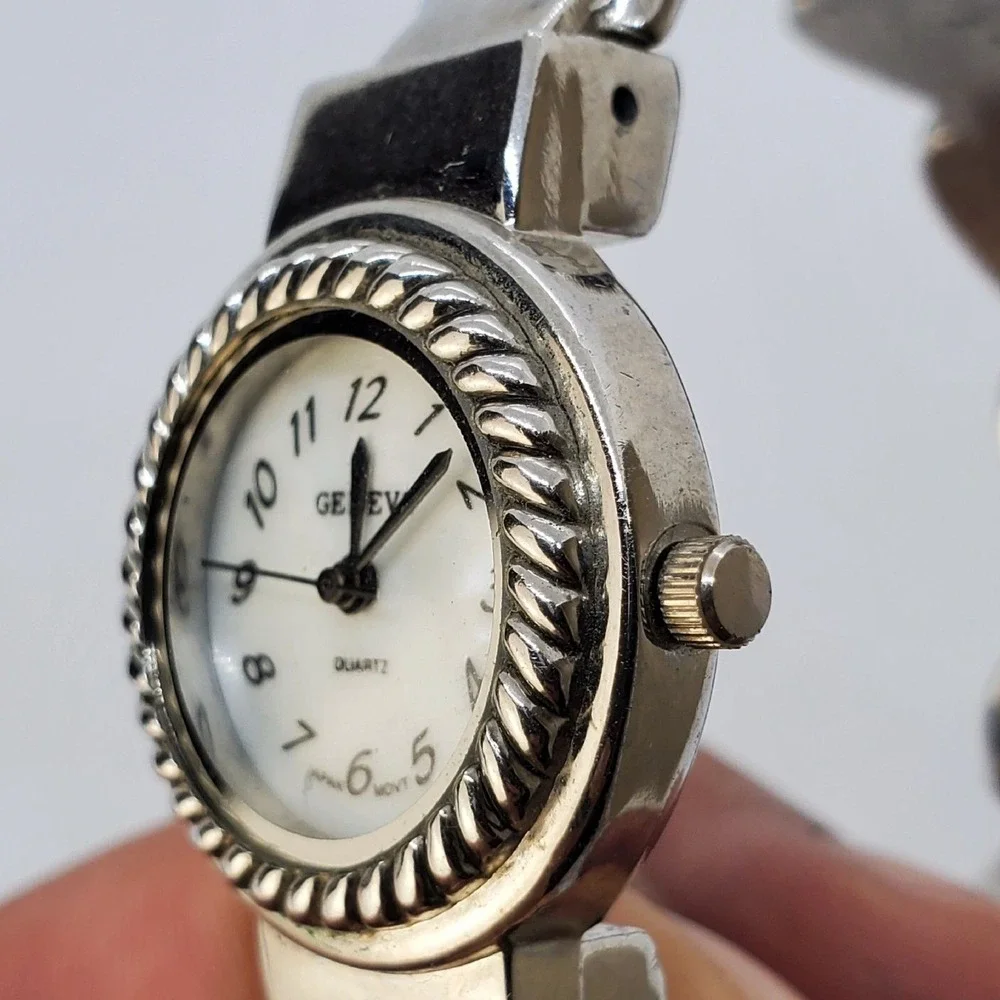 Women's‎ Cuff Watch Hearts Band 26MM Gray Tone 5.5